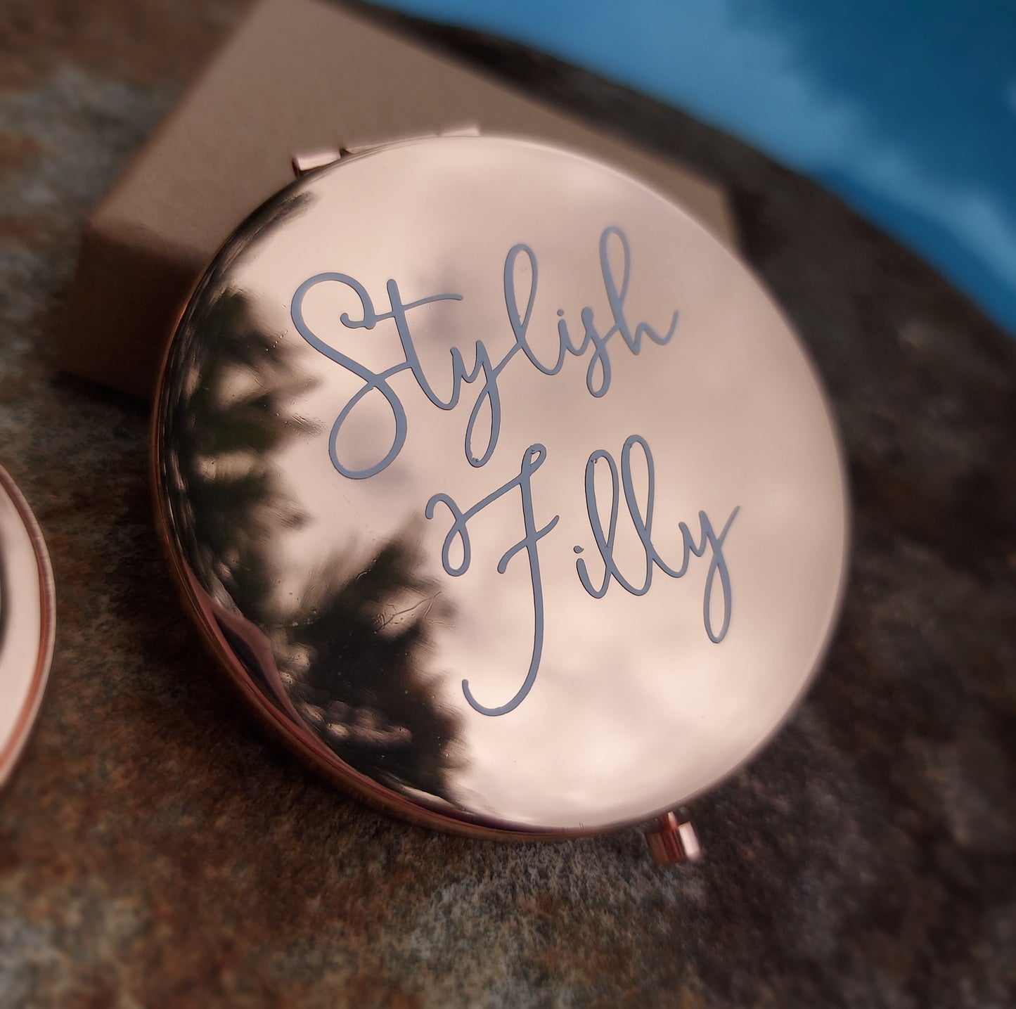 ROSE GOLD MIRROR COMPACT